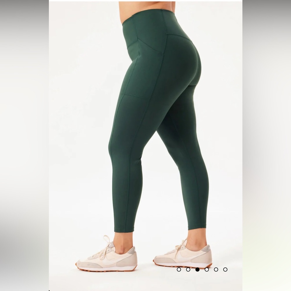 Girlfriend collective compressive pocket leggings